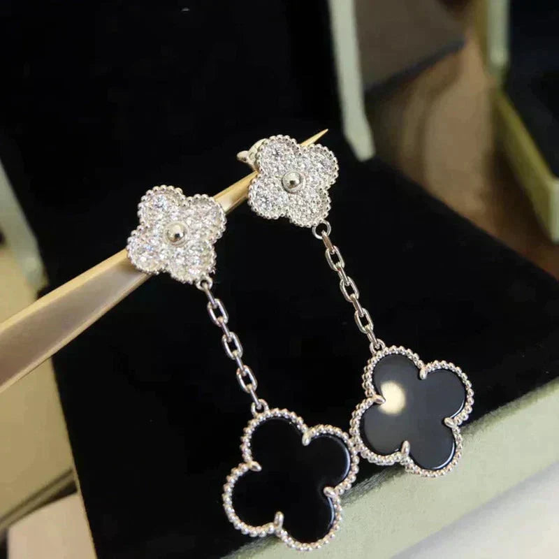 ¡®Lume Jewels¡¯CLOVER 2 MOTIFS DIAMOND ONYX EARRINGS SILVER