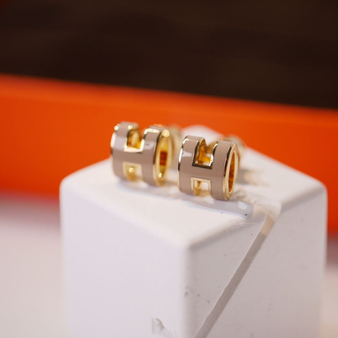 ¡®Lume Jewels¡¯MINI POP H GOLD EARRINGS GREY