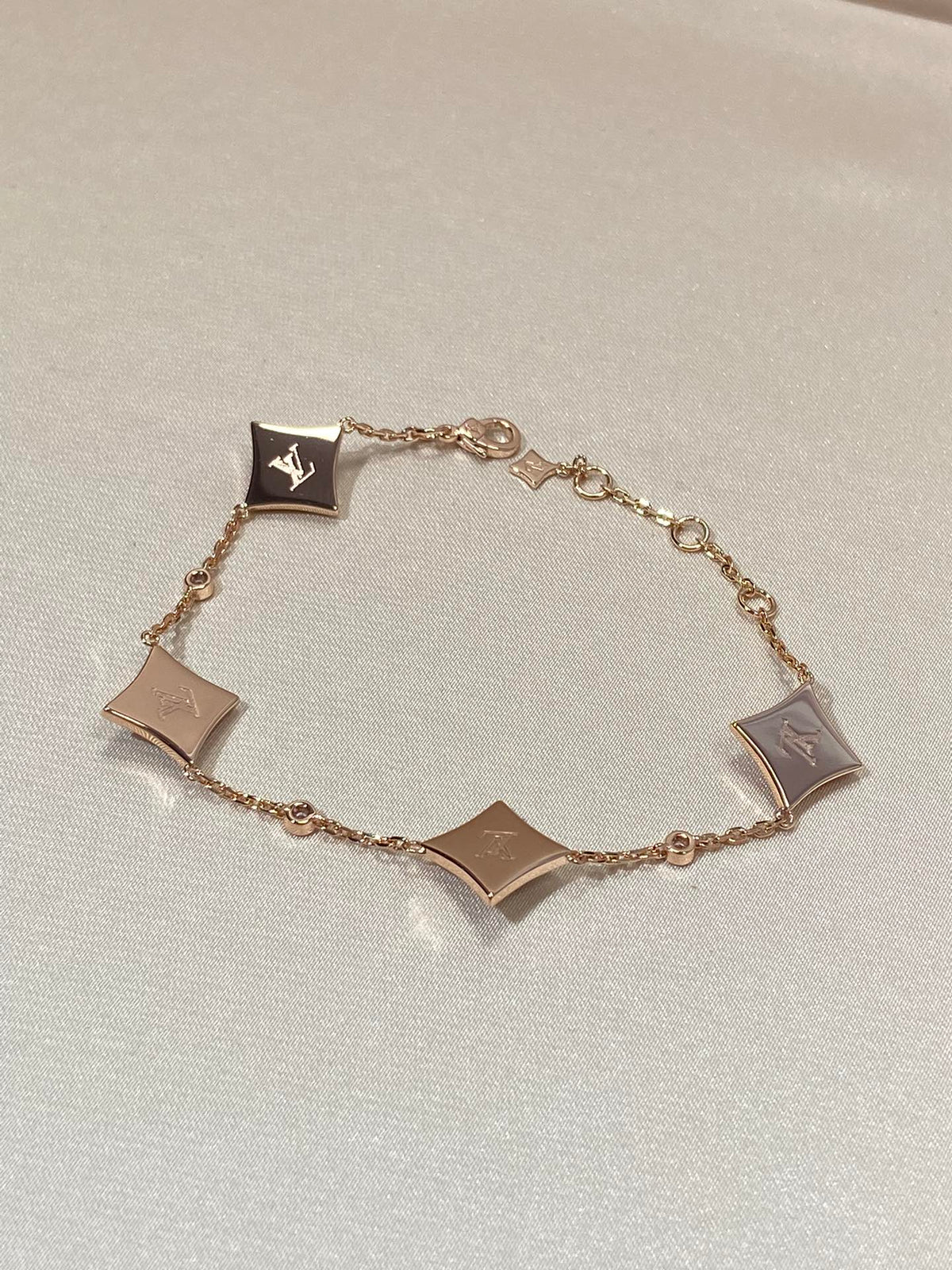 ¡®Lume Jewels¡¯STAR 4 MOTIF MOP DIAMOND PINK GOLD BRACELET