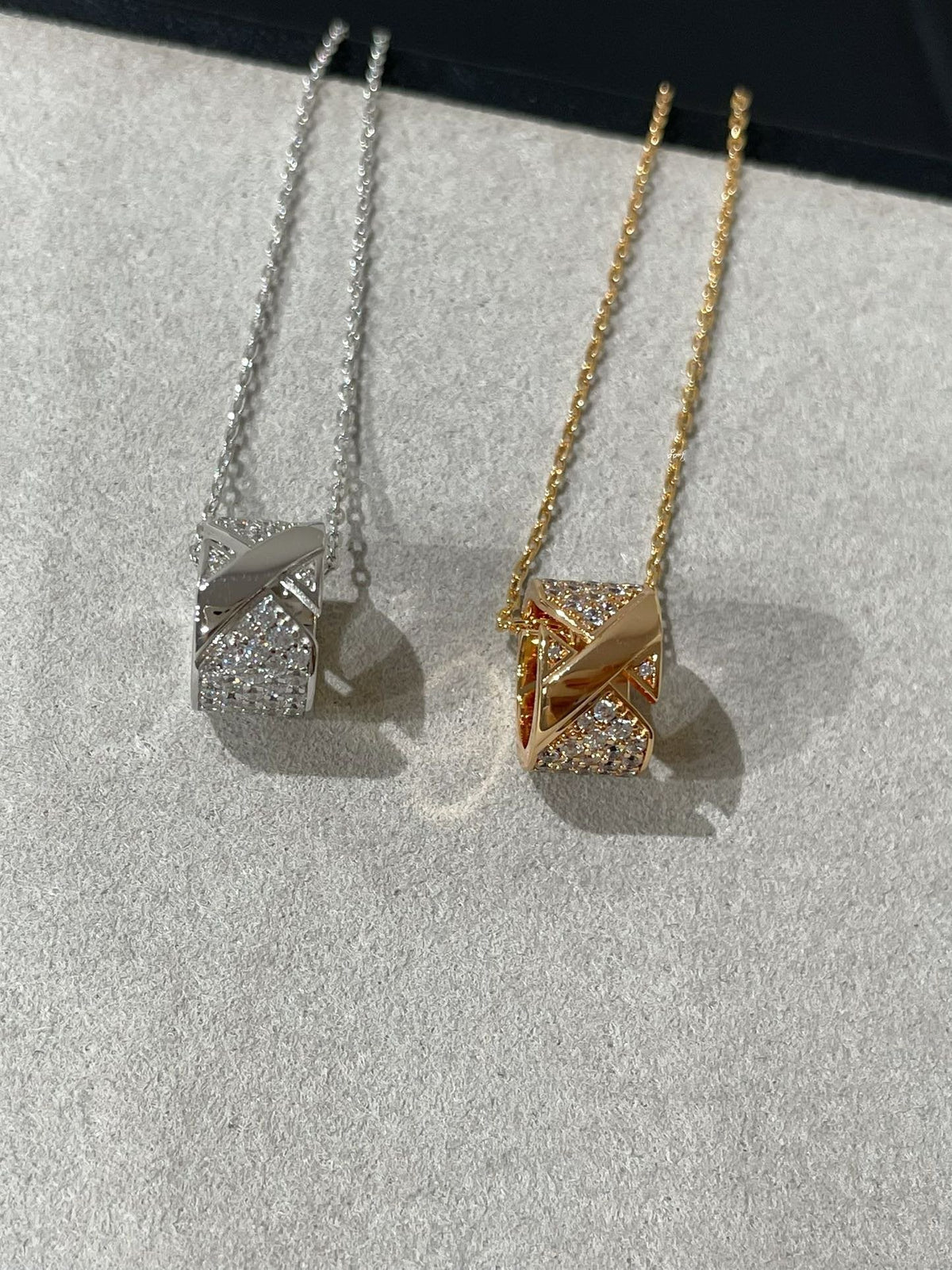 ¡®Lume Jewels¡¯LIENS EVIDENCE DIAMOND PAVED NECKLACE