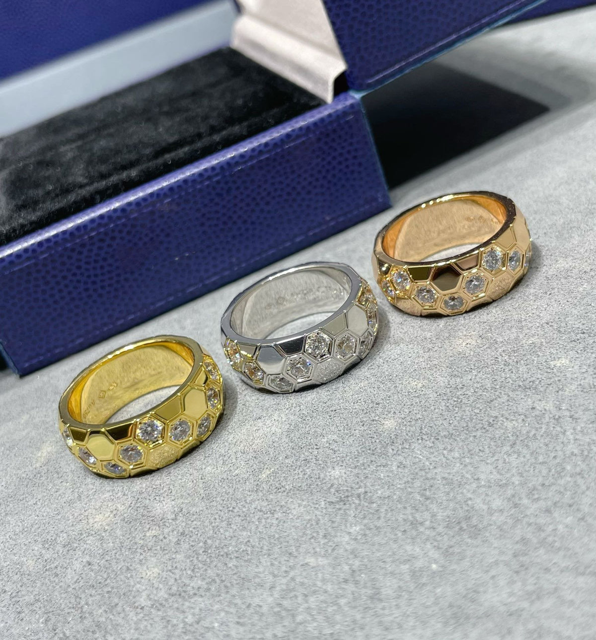 ¡®Lume Jewels¡¯BEE LOVE DIAMOND LARGE RING
