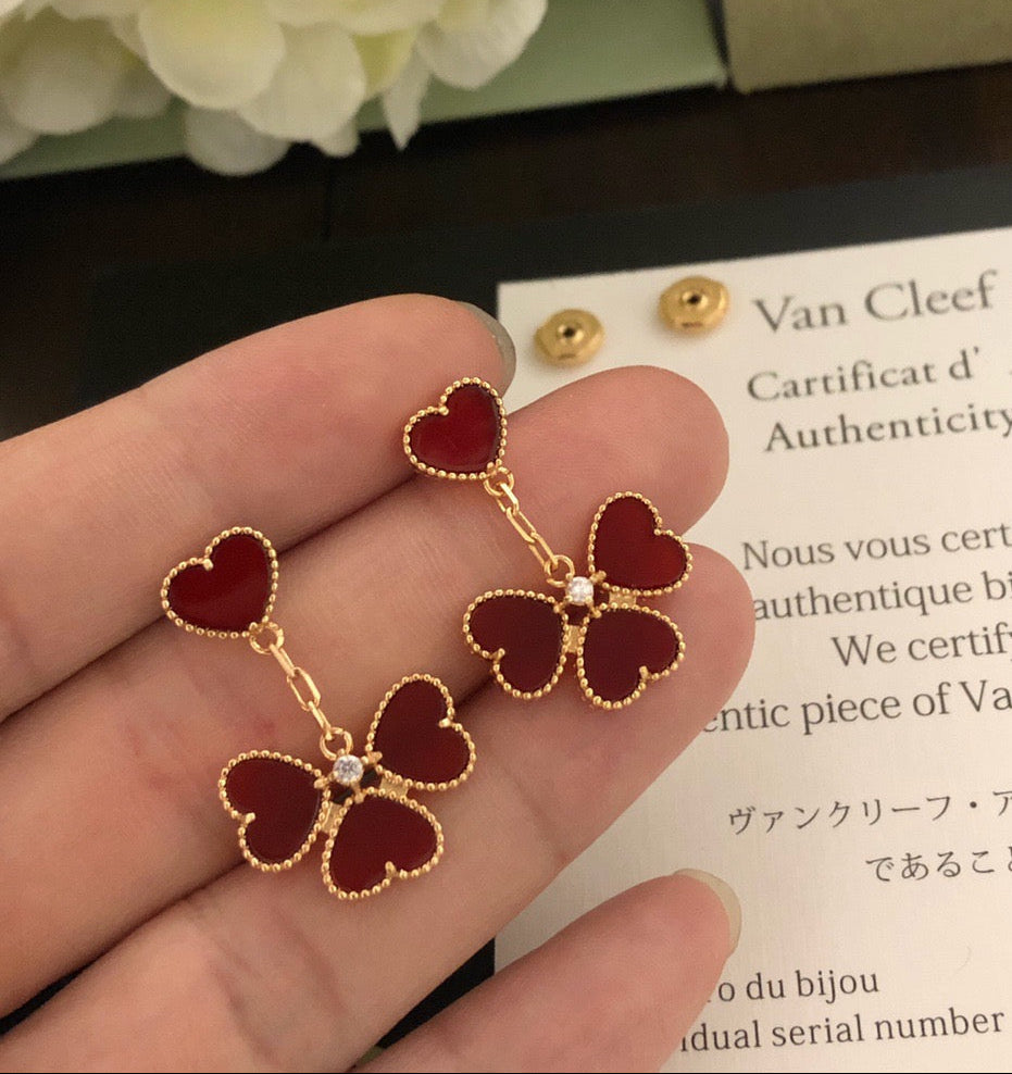 [Lume Jewels] Gold-tone Red Heart Pendant
