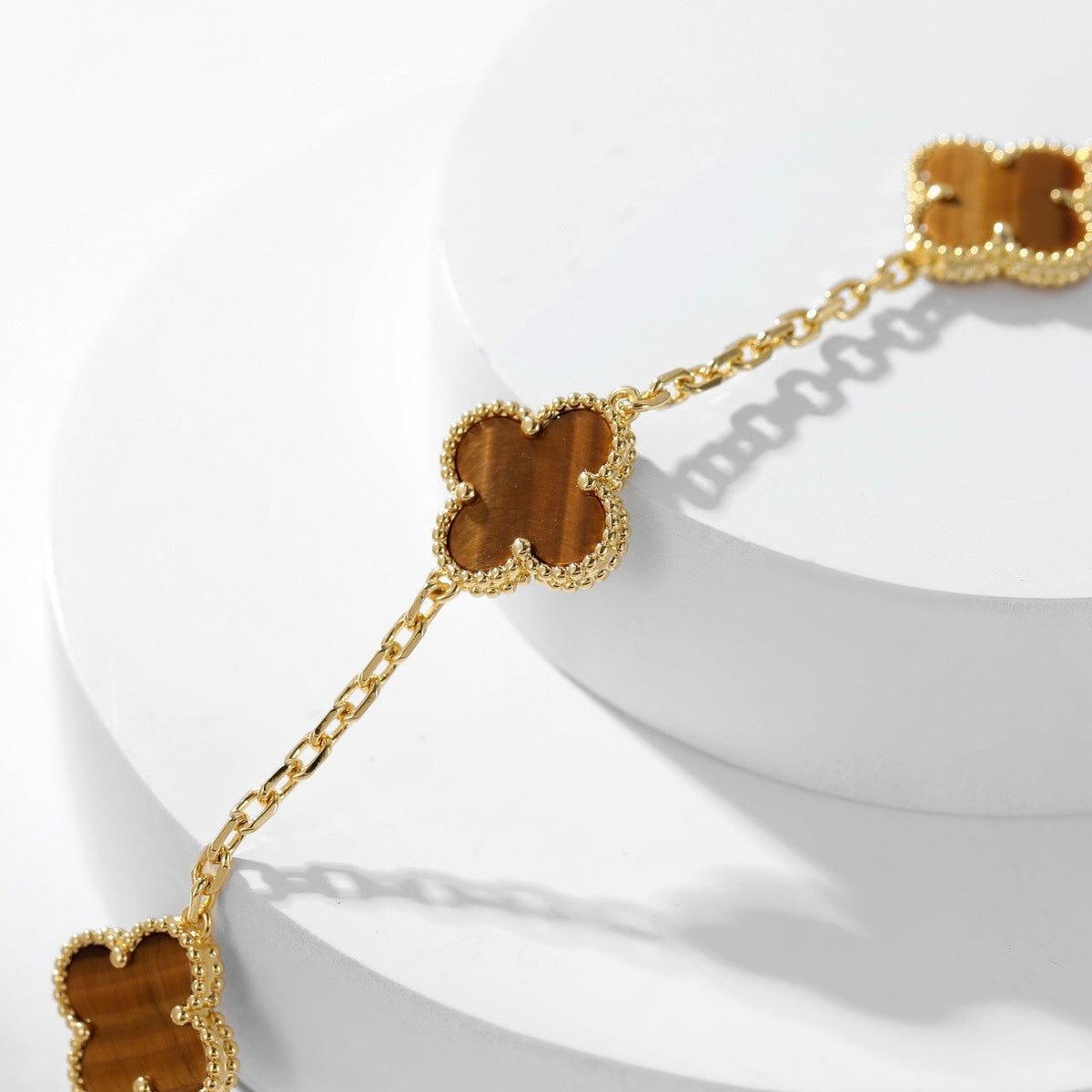 ¡®Lume Jewels¡¯CLOVER 10 MOTIFS TIGER EYE NECKLACE