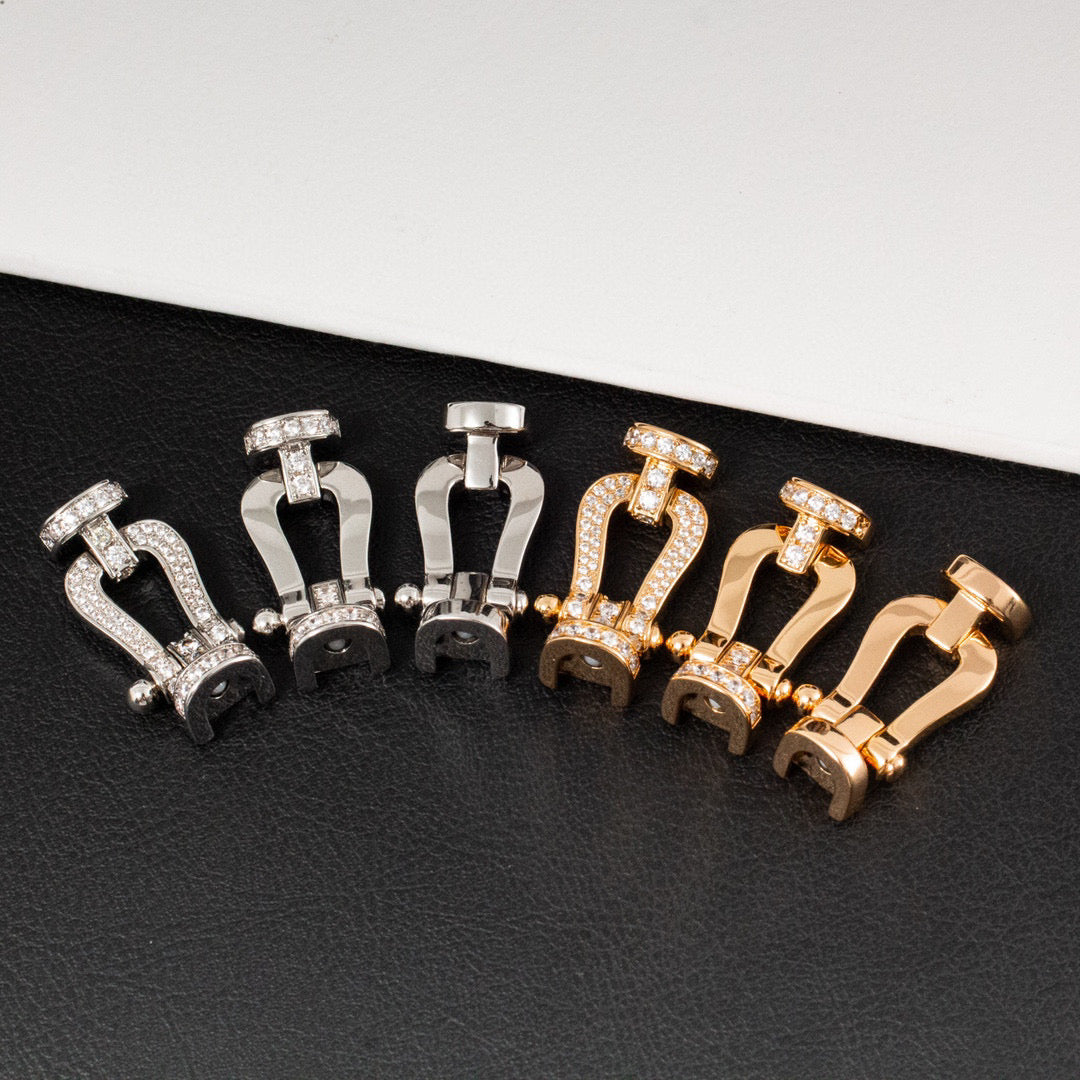 ¡®Lume Jewels¡¯FORCE LARGE HORSESHOE FULL DIAMOND BRACELET GOLD