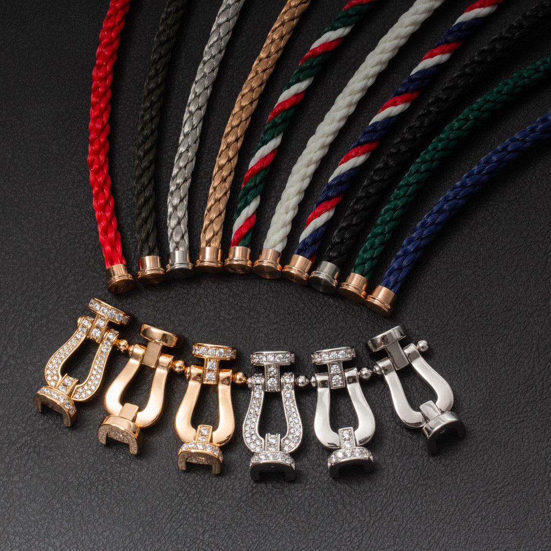 ¡®Lume Jewels¡¯FORCE LARGE HORSESHOE HALF DIAMOND BRACELET GOLD