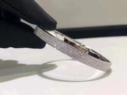 ¡®Lume Jewels¡¯HM KELLY BRACELET IN SILVER AND FULL PAVE DIAMOND